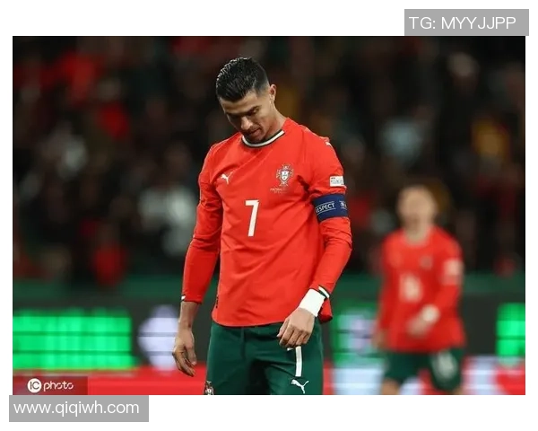 B费谈C罗红牌事件:他明白自己的失误是足球常有的情况 B费谈C罗红牌事件:他明白自己的失误是足球常有的情况